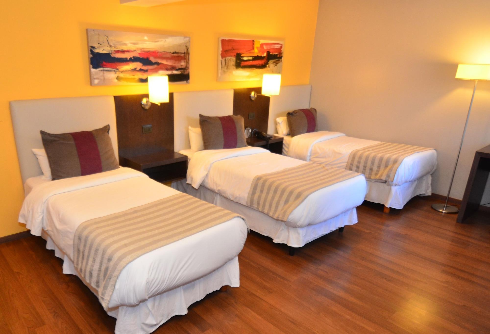 Hotel Bicentenario Suites&Spa San Miguel de Tucumán Buitenkant foto