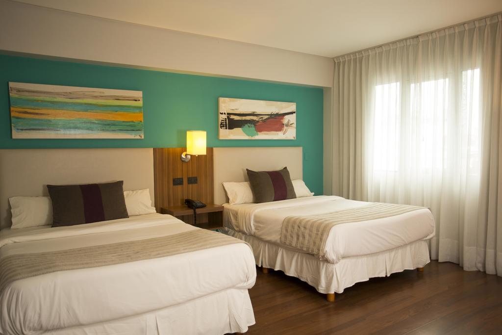 Hotel Bicentenario Suites&Spa San Miguel de Tucumán Kamer foto